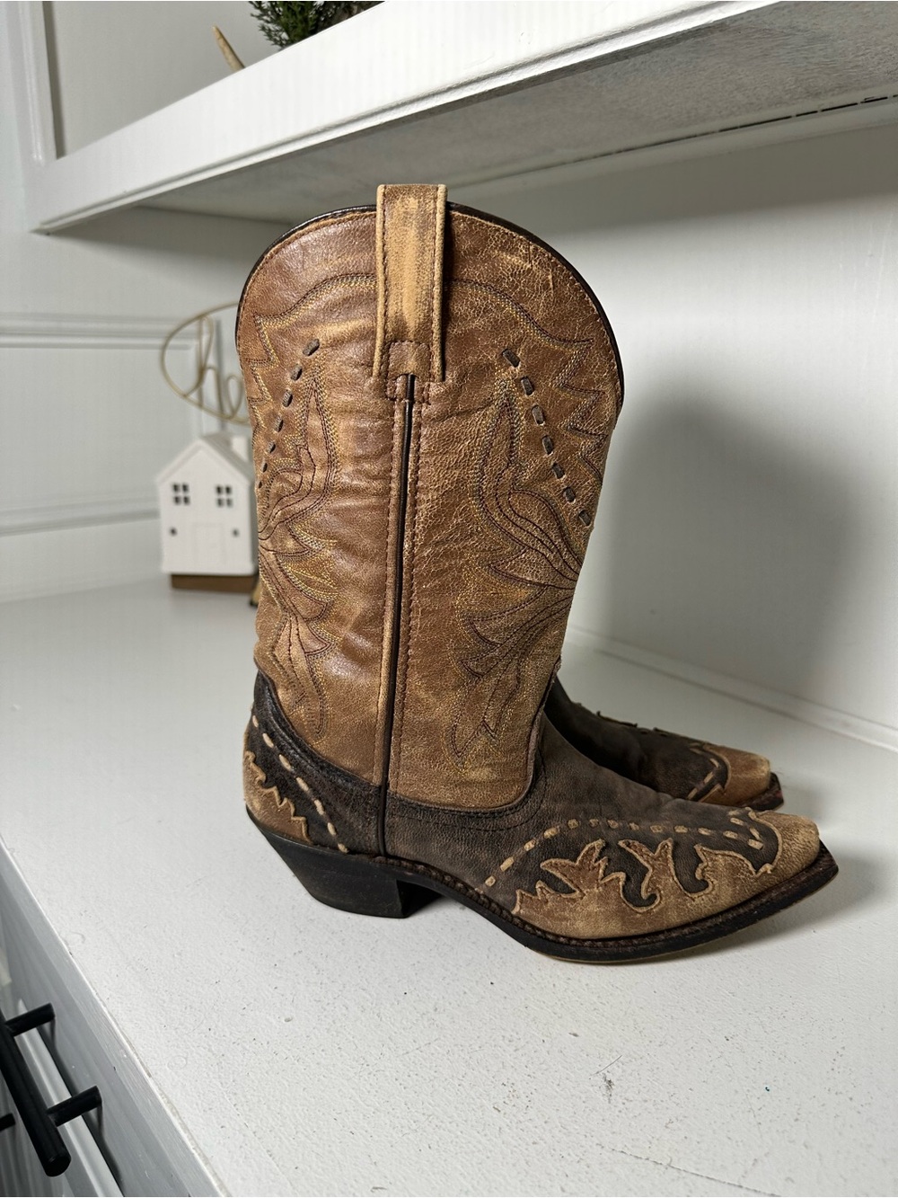 Laredo Cowboy Boots Womens 8M Brown Tan Leather Western Boots Distressed Cowgirl - Picture 5 of 8